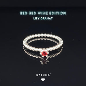 LILY Granat handgefertigter Silberring mit Edelsteinfassung